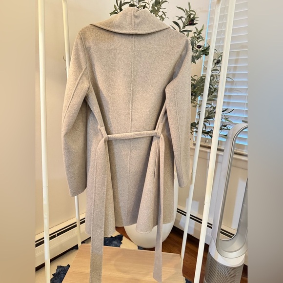 Banana Republic Coat Size S - Picture 6 of 8